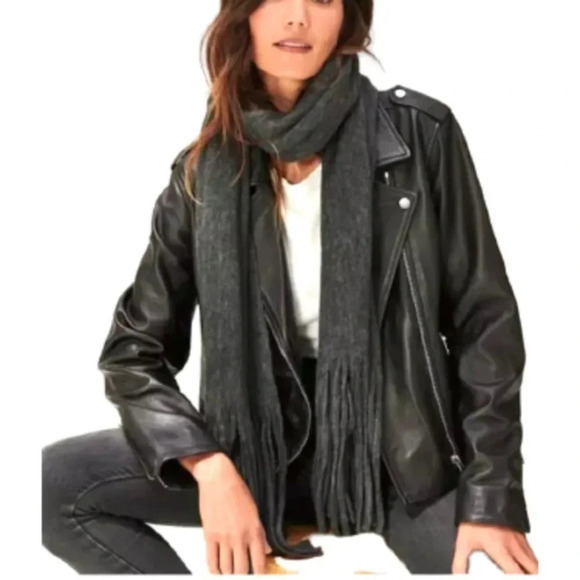 Lucky Brand Solid Brushed Scarf Dark Gray Soft Cozy Winter Preppy One size - Picture 2 of 7